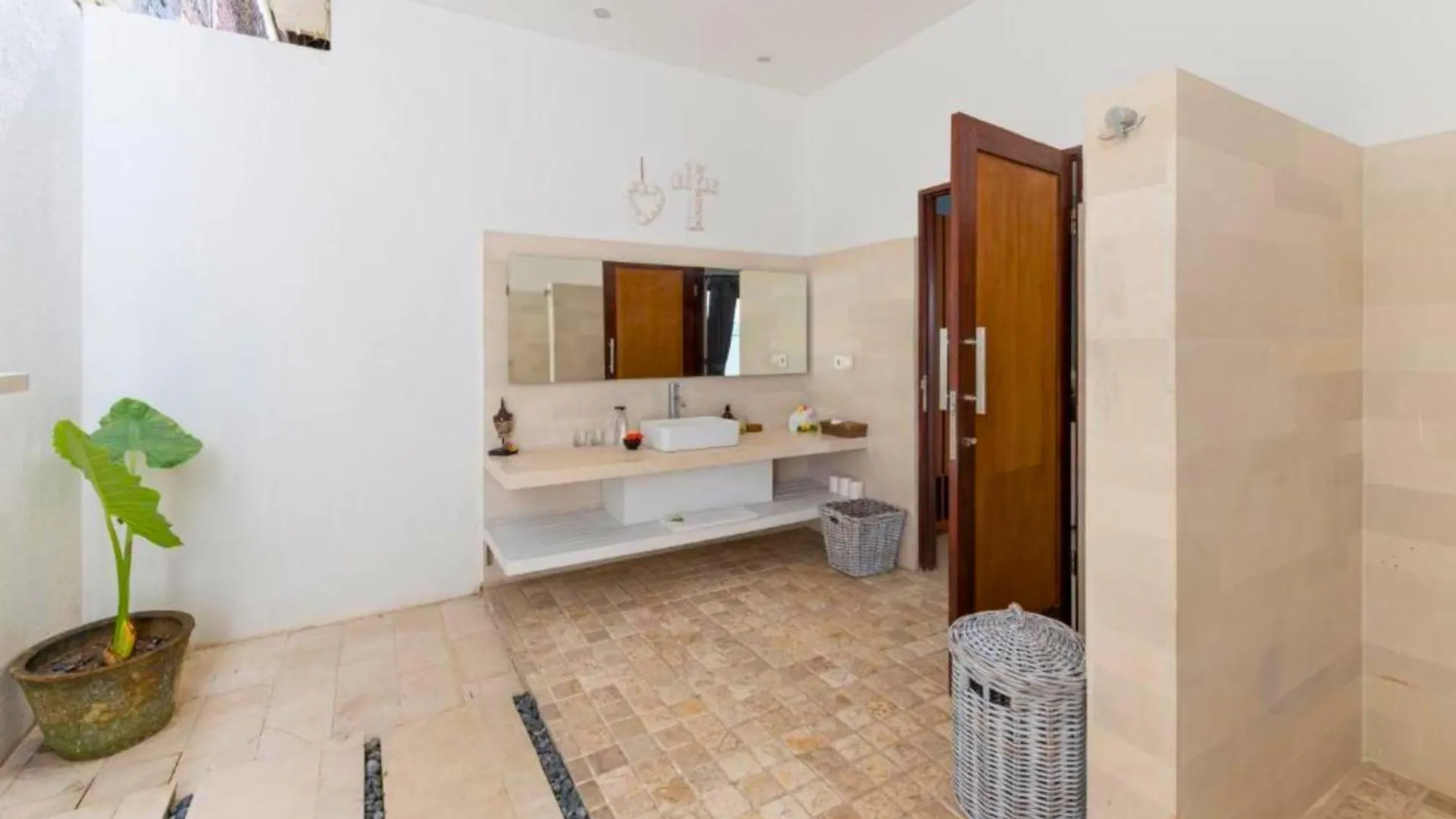 Omkara 2 Bedroom Deluxe Private Pool Villa Zn253 Seminyak  Indonesia