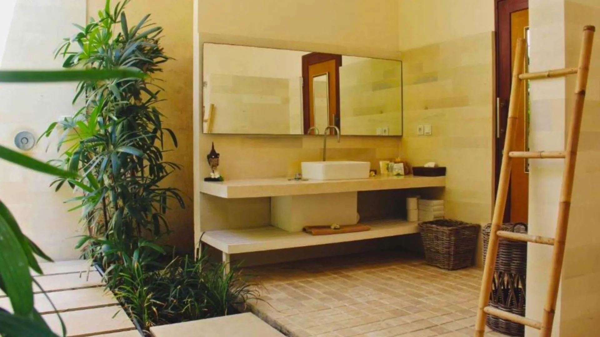 Omkara 2 Bedroom Deluxe Private Pool Villa Zn253 Seminyak  Indonesia
