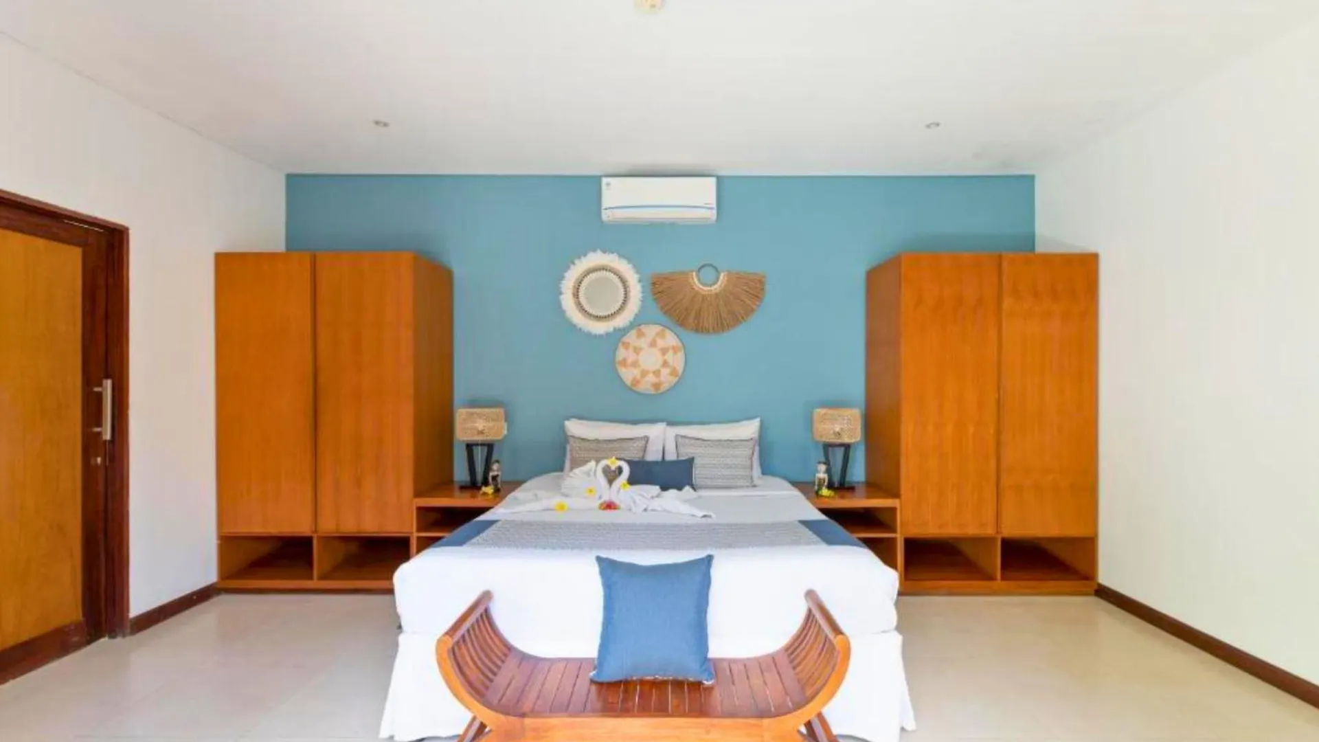 Omkara 2 Bedroom Deluxe Private Pool Villa Zn253 Seminyak