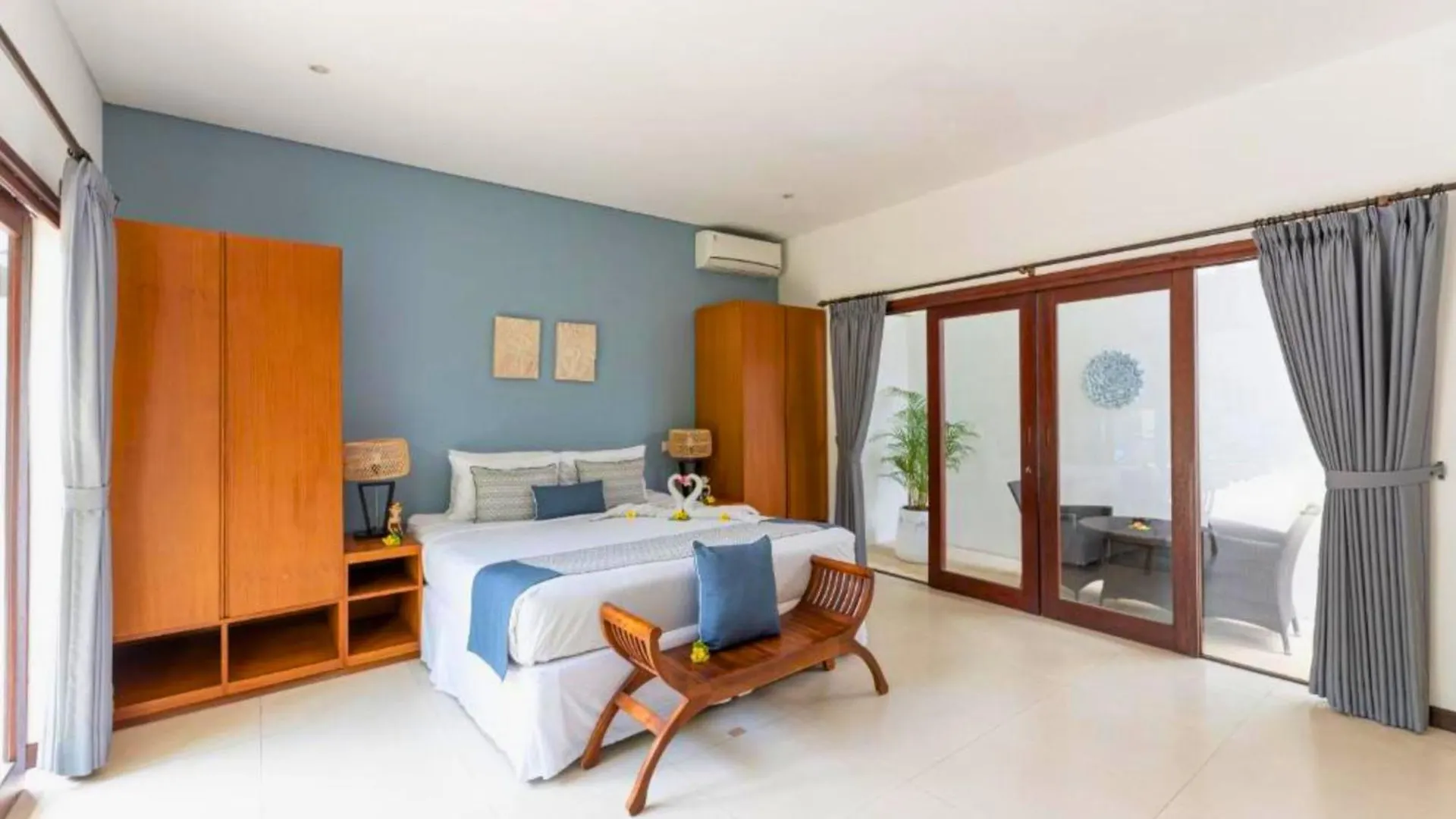 Omkara 2 Bedroom Deluxe Private Pool Villa Zn253 Seminyak  Indonesia