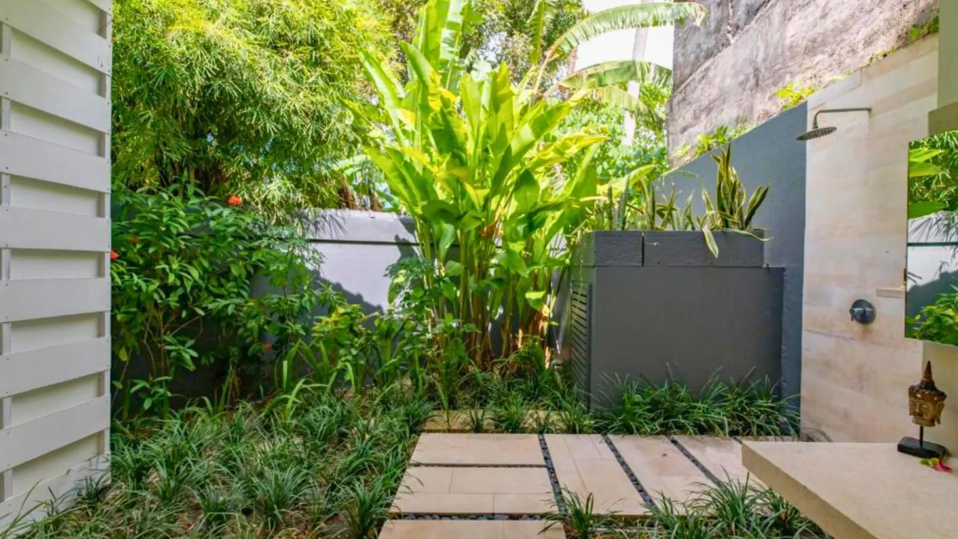 Omkara 2 Bedroom Deluxe Private Pool Villa Zn253 Seminyak